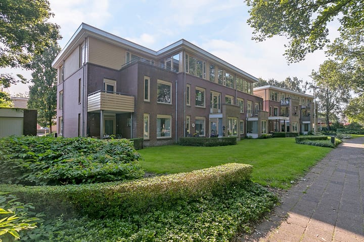 Photo 2 of Ds. Talmasingel 57