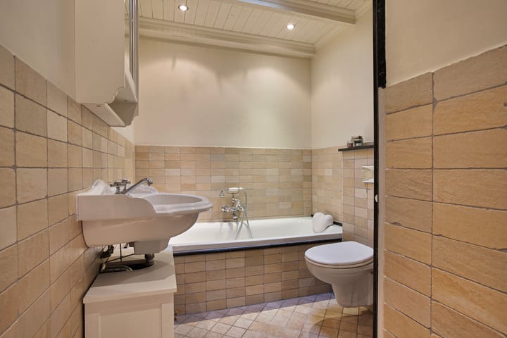 Photo 15 of Hugo de Vrieslaan 35