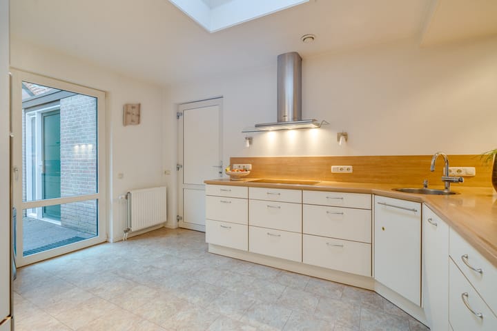 Foto 14 van Frederik Hendriklaan 28