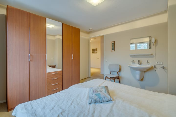 Foto 23 van Frederik Hendriklaan 28