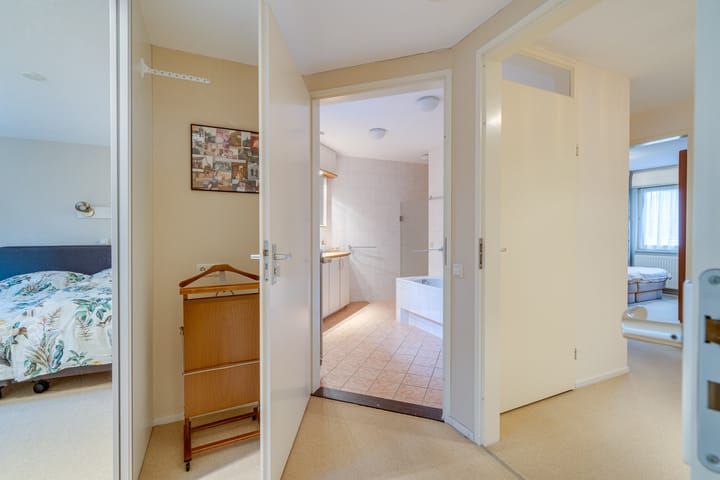 Foto 29 van Frederik Hendriklaan 28