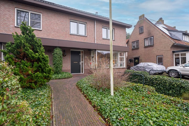 Foto 45 van Frederik Hendriklaan 28