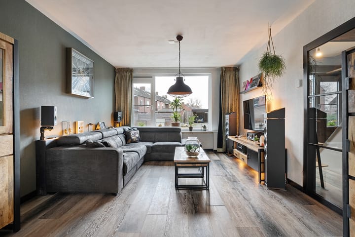 Foto 10 van Violenstraat 10