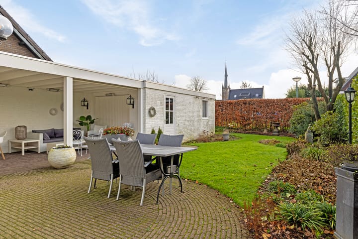 Foto 2 van 't Hof 12