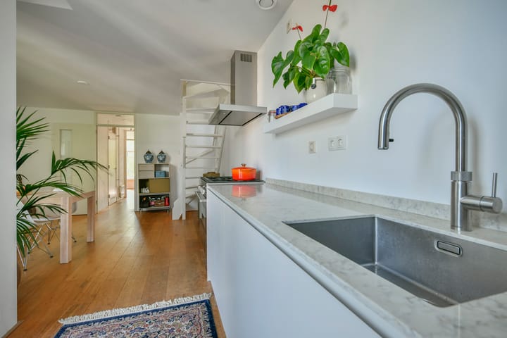 Foto 15 van Joan Melchior Kemperstraat 116-3