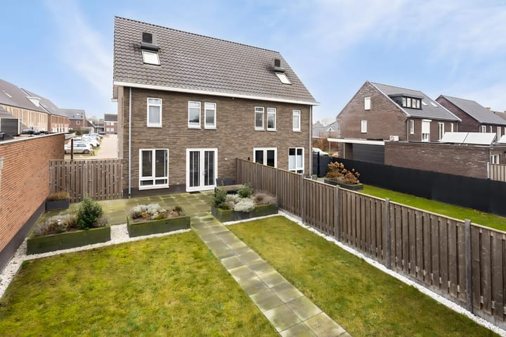 Foto 2 van Dotterbloemstraat 17