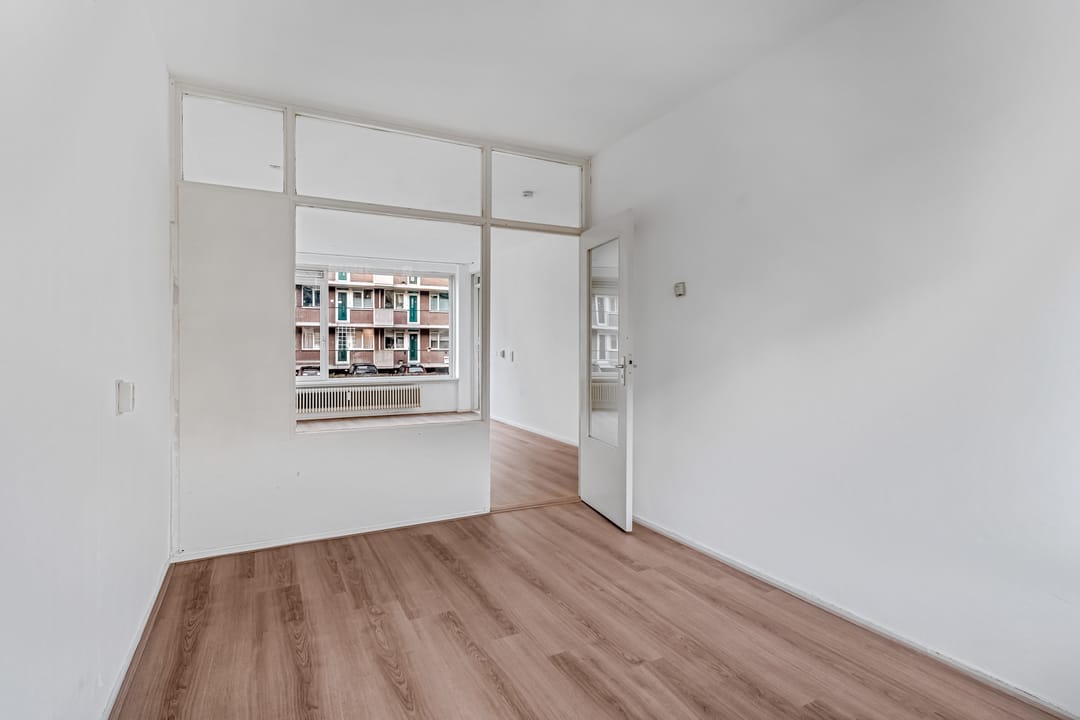 Photo 11 of Thorbeckestraat 6