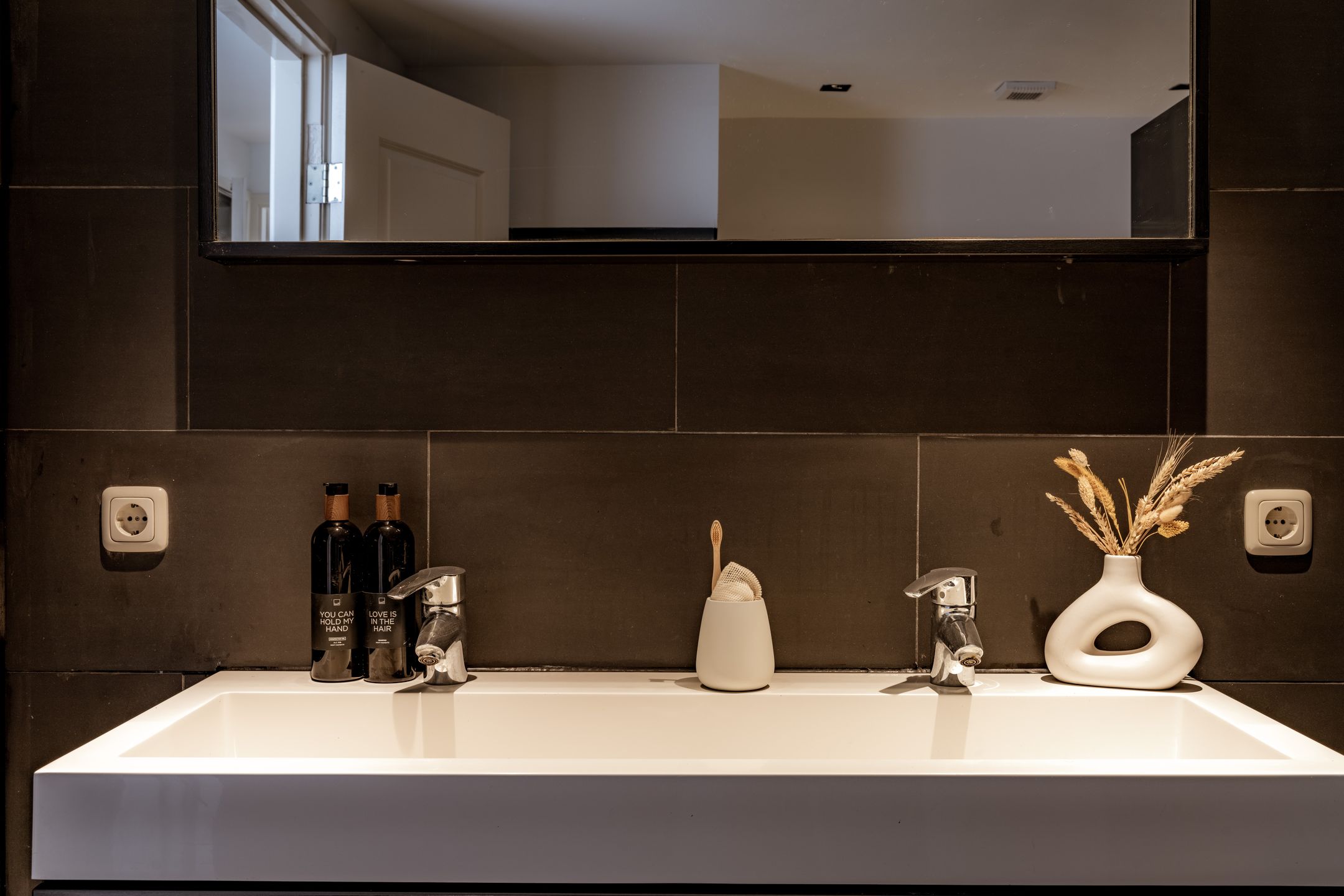 Foto 36 van Kanaalstraat 83-3