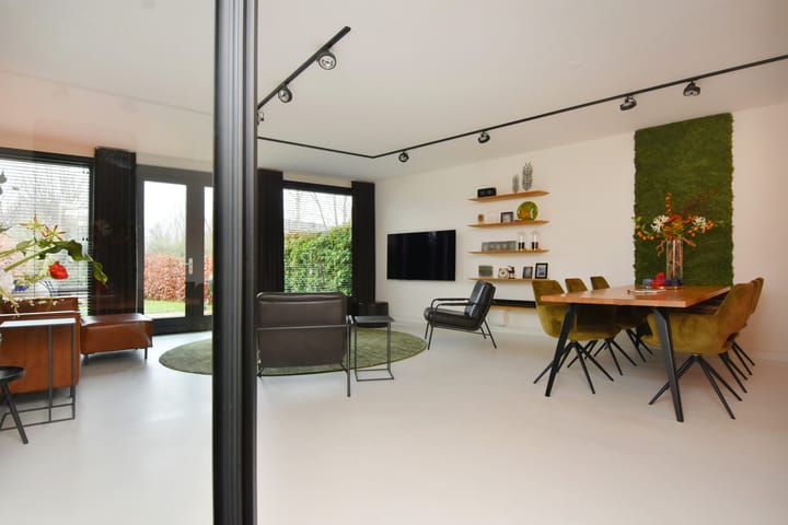 Foto 11 van Anjerdreef 84