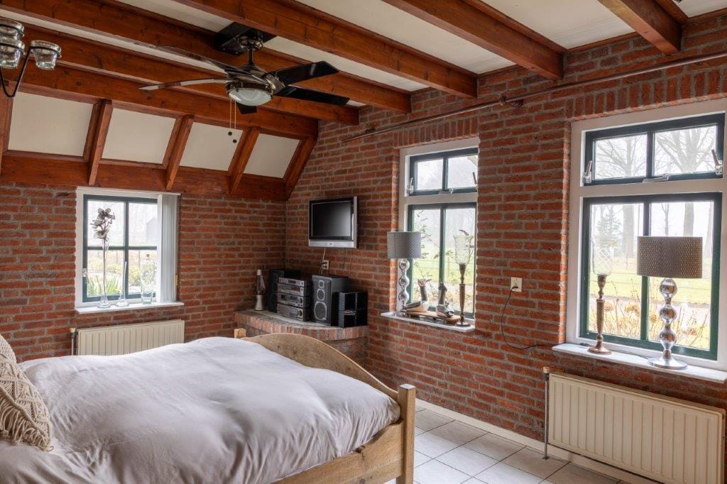 Foto 32 van Slegplakkenweg 1