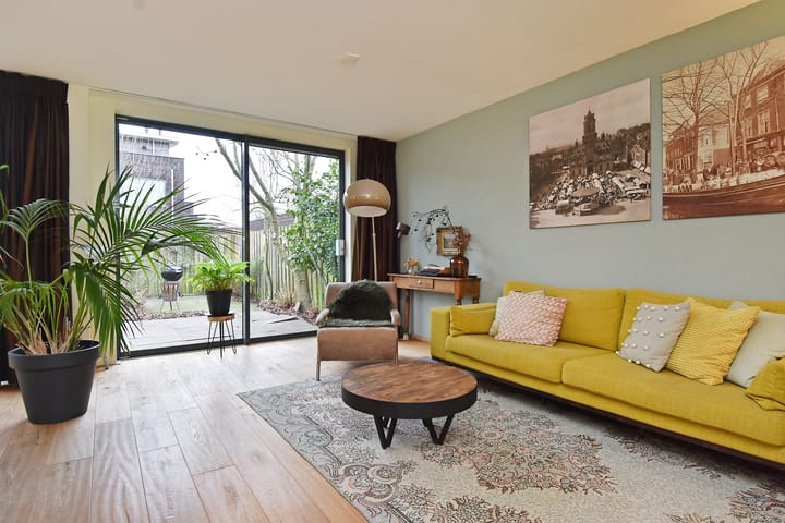 Foto 2 van Achtmanstraat 1