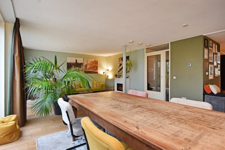 Foto 19 van Achtmanstraat 1