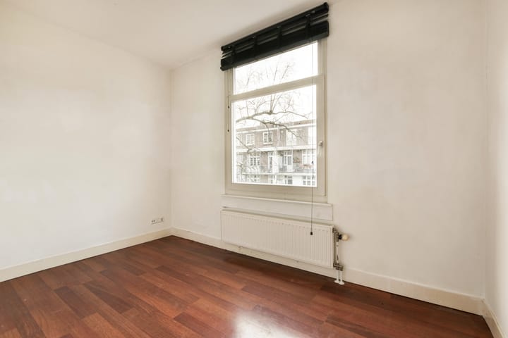 Photo 14 of Van Spilbergenstraat 17-2