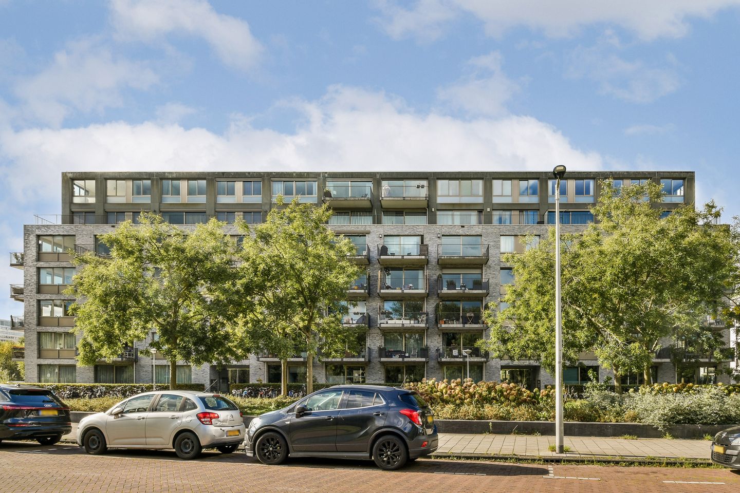 Foto 1 van Saskia van Uijlenburgkade 138