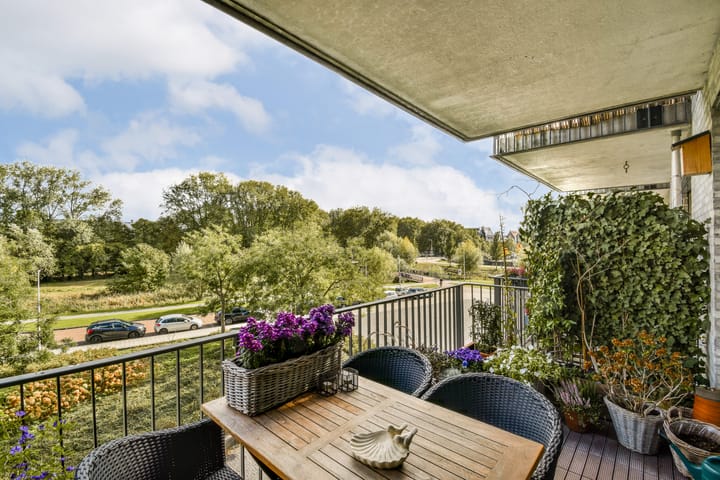 Photo 11 of Saskia van Uijlenburgkade 138