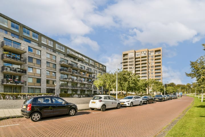 Photo 18 of Saskia van Uijlenburgkade 138