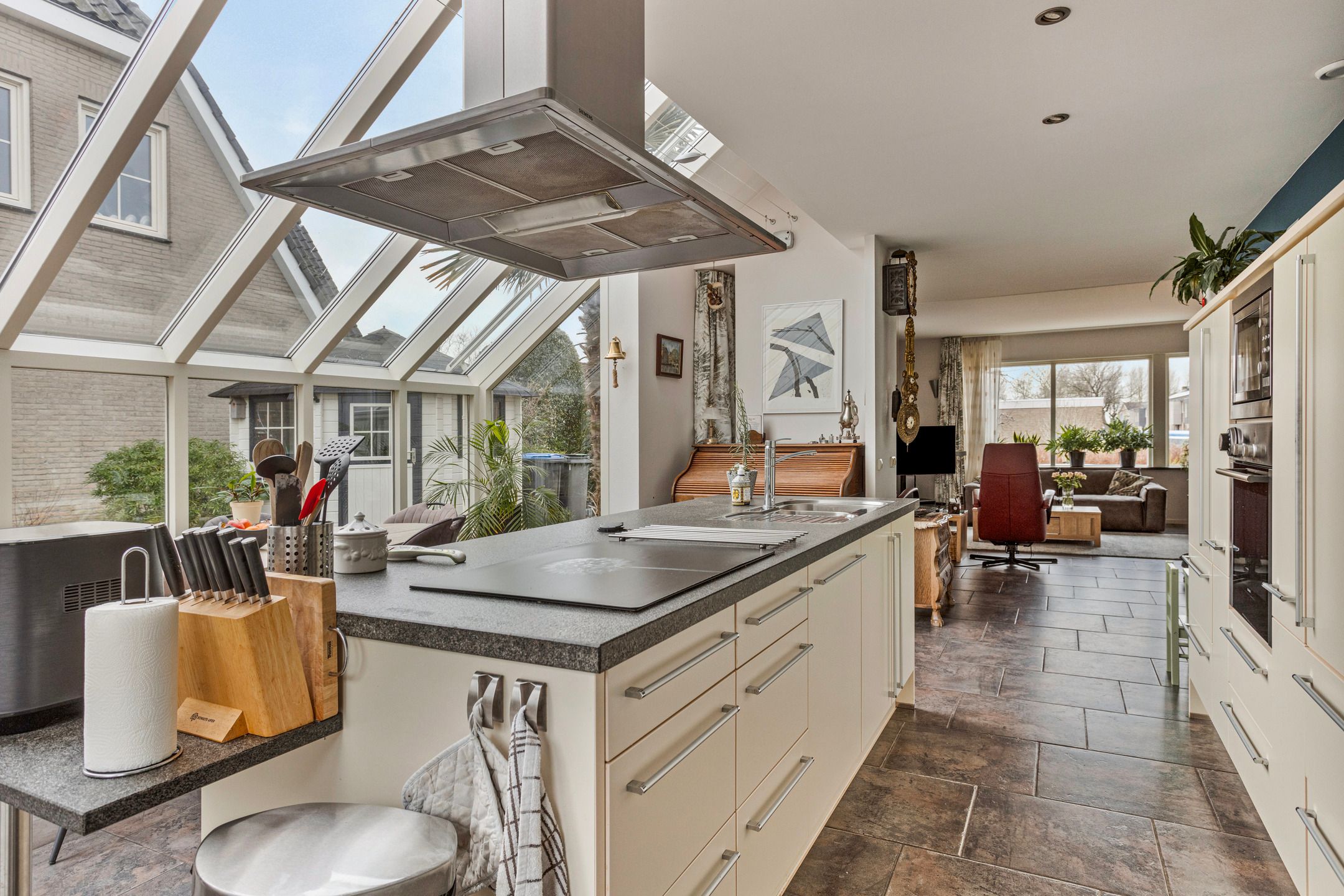 Foto 12 van Bernhardstraat 32