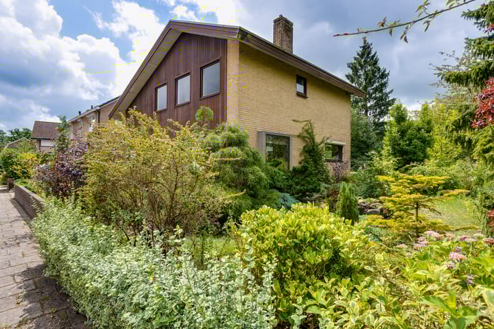 Foto 42 van Tramstraat 7