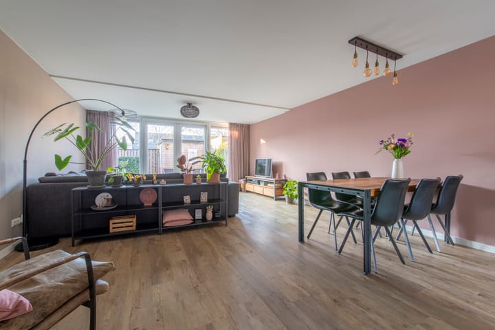 Foto 3 van Wezellaan 10