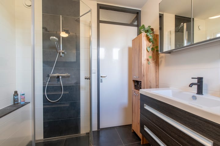 Photo 22 of Wezellaan 10