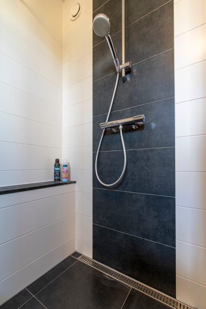 Photo 23 of Wezellaan 10