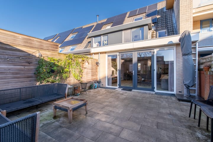 Photo 31 of Wezellaan 10