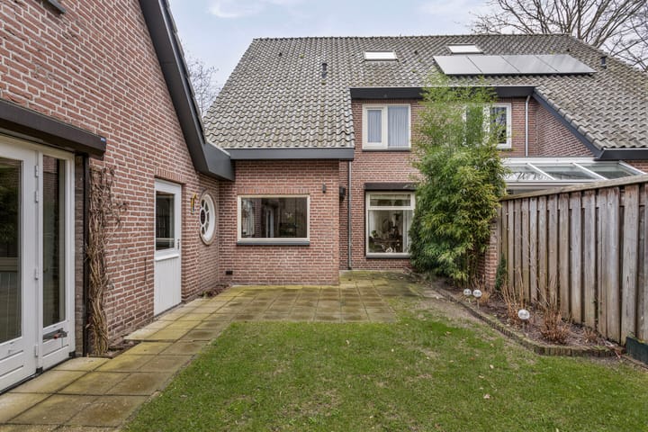 Foto 5 van Bernhardstraat 22