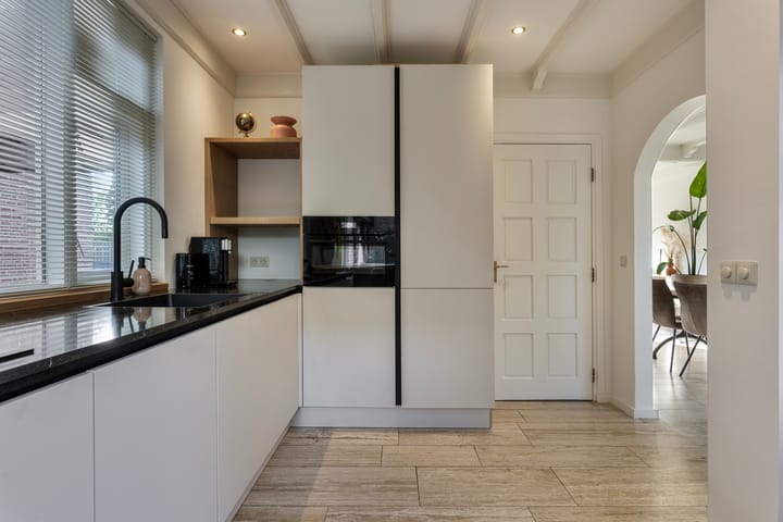 Foto 19 van Bernhardstraat 22