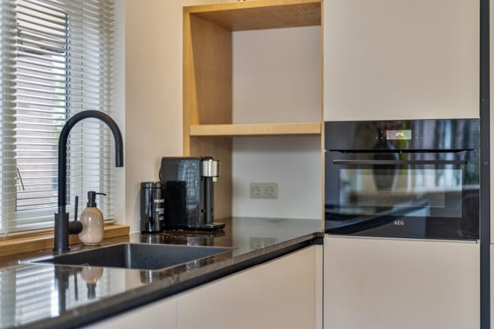 Foto 21 van Bernhardstraat 22