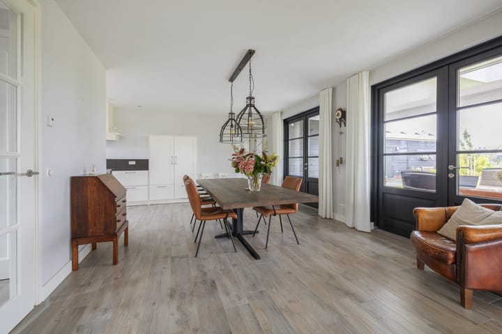 Foto 12 van Elise van Calcarhof 2