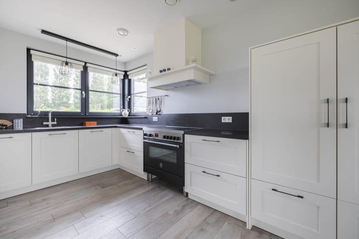 Foto 15 van Elise van Calcarhof 2