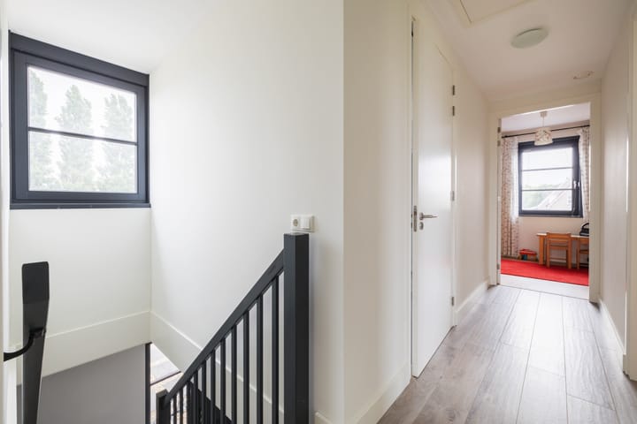 Foto 23 van Elise van Calcarhof 2