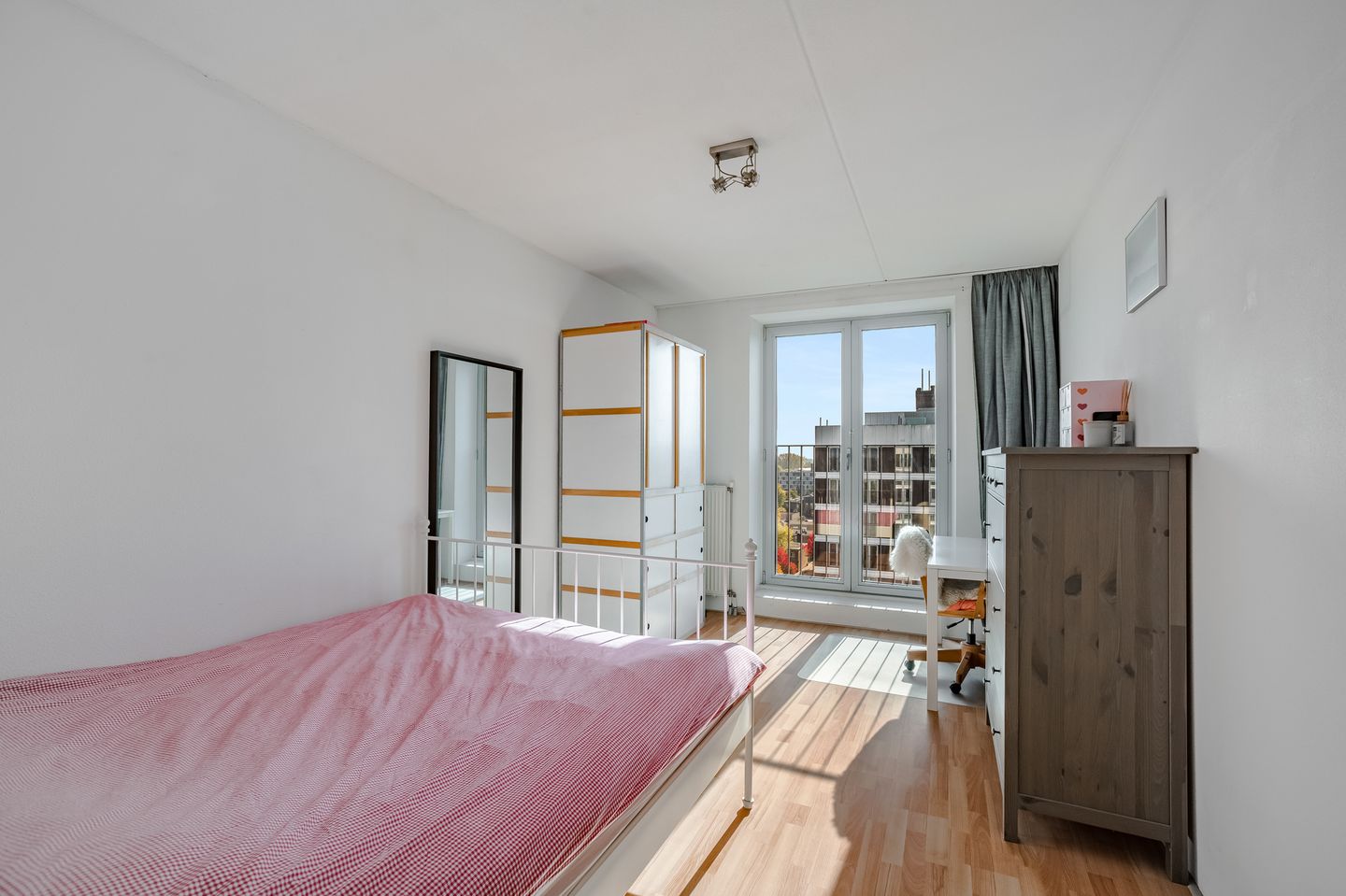 Foto 10 van Wolbrantskerkweg 96-B