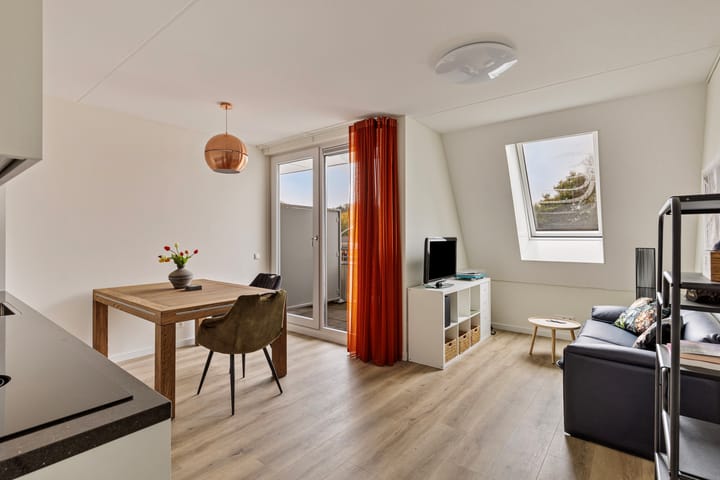 Foto 2 van Lagekerk 77