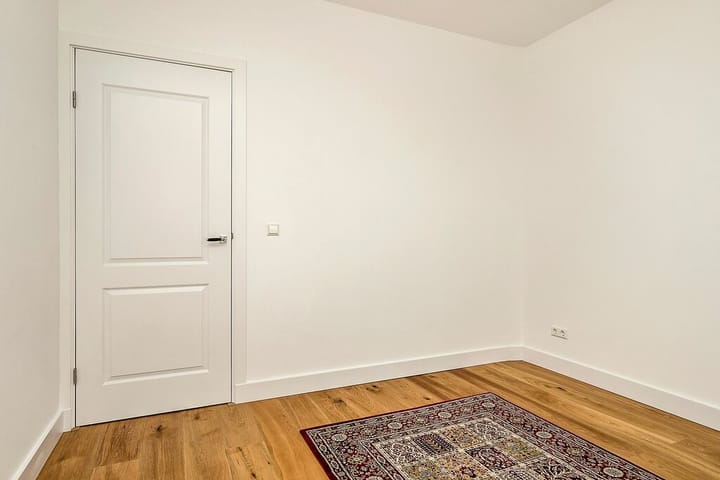 Foto 17 van Van Heutszstraat 99