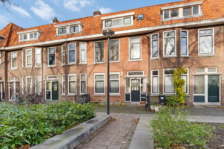 Foto 1 van Dirk van Wassenaarstraat 18-B