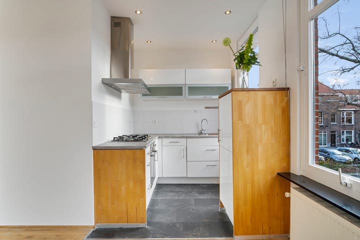 Foto 3 van Dirk van Wassenaarstraat 18-B