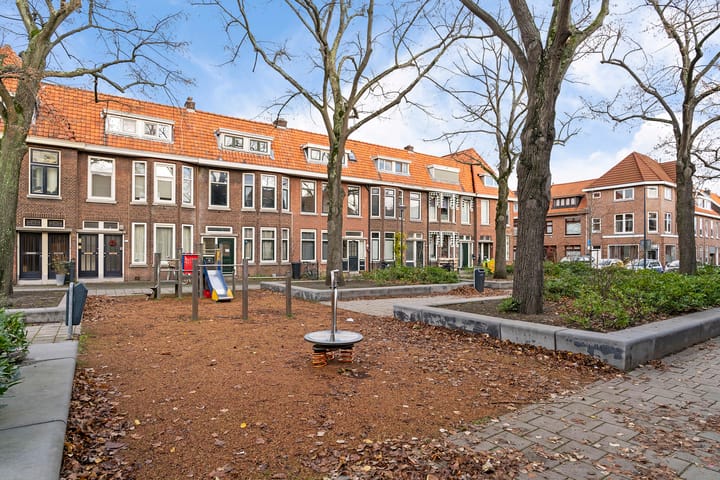 Foto 32 van Dirk van Wassenaarstraat 18-B