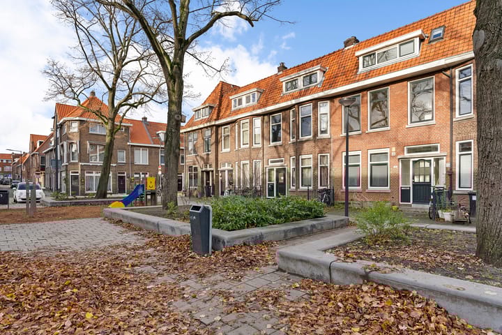 Foto 36 van Dirk van Wassenaarstraat 18-B