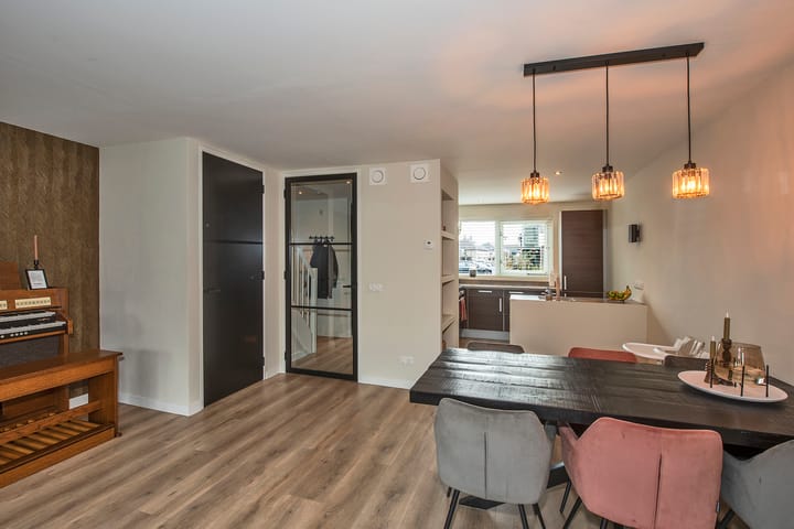 Foto 4 van Veeneslagen 91