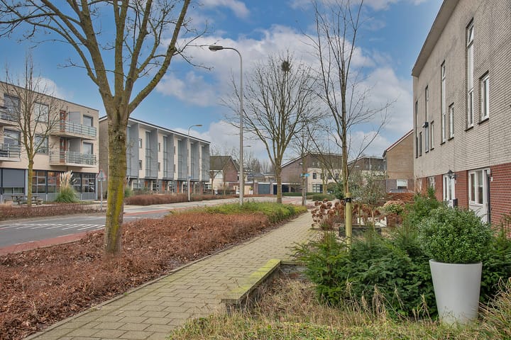 Photo 26 of Veeneslagen 91