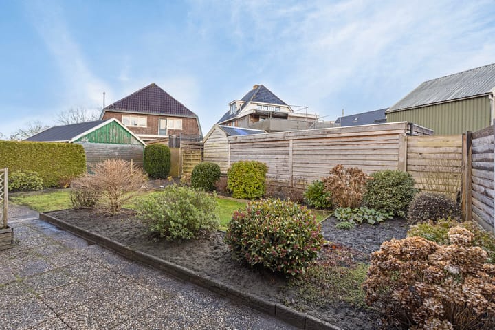 Foto 24 van Dr. Albert Plesmanloane 1