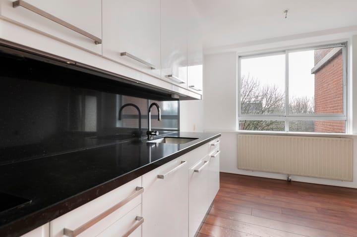 Foto 8 van Leerdamhof 282