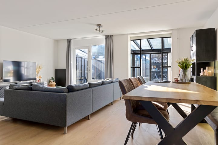 Foto 7 van Castor 11