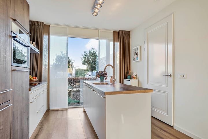 Photo 9 of Kapelaan Sleegersstraat 33