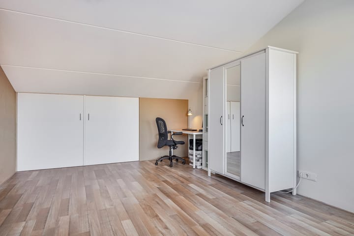 Photo 23 of Kapelaan Sleegersstraat 33