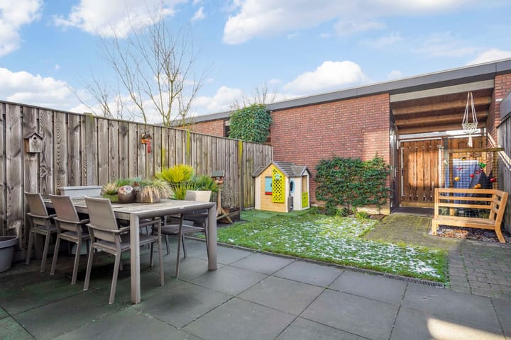 Photo 24 of Kapelaan Sleegersstraat 33