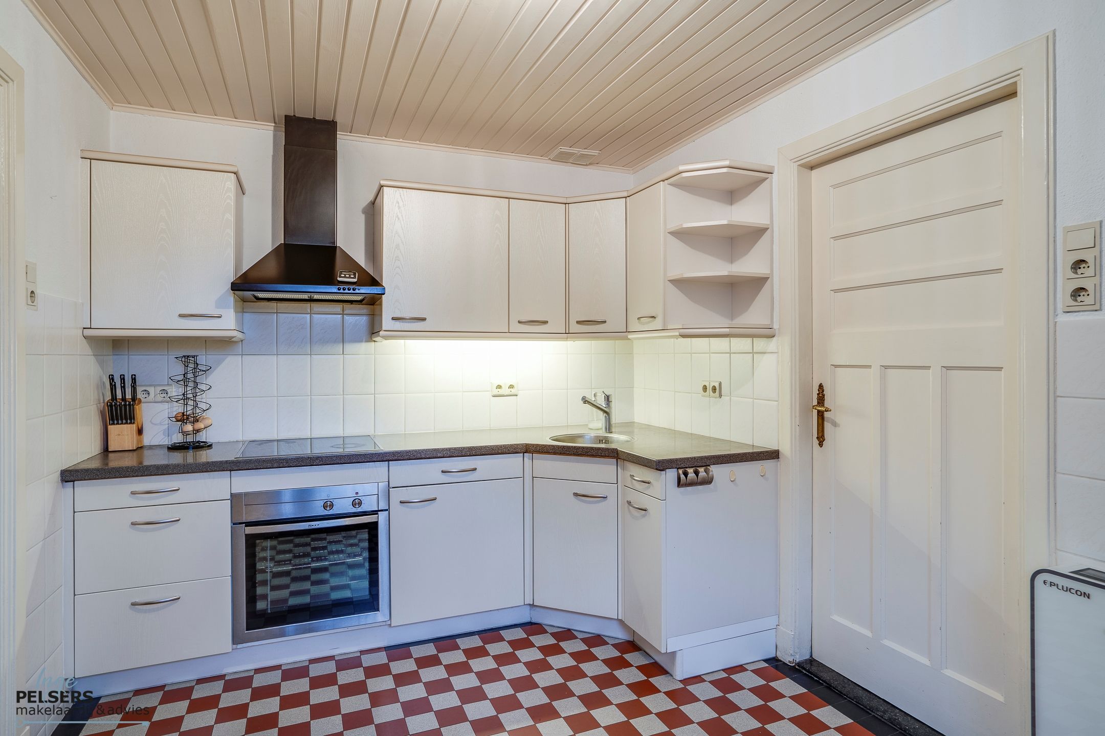 Photo 27 of Pater Claretstraat 9