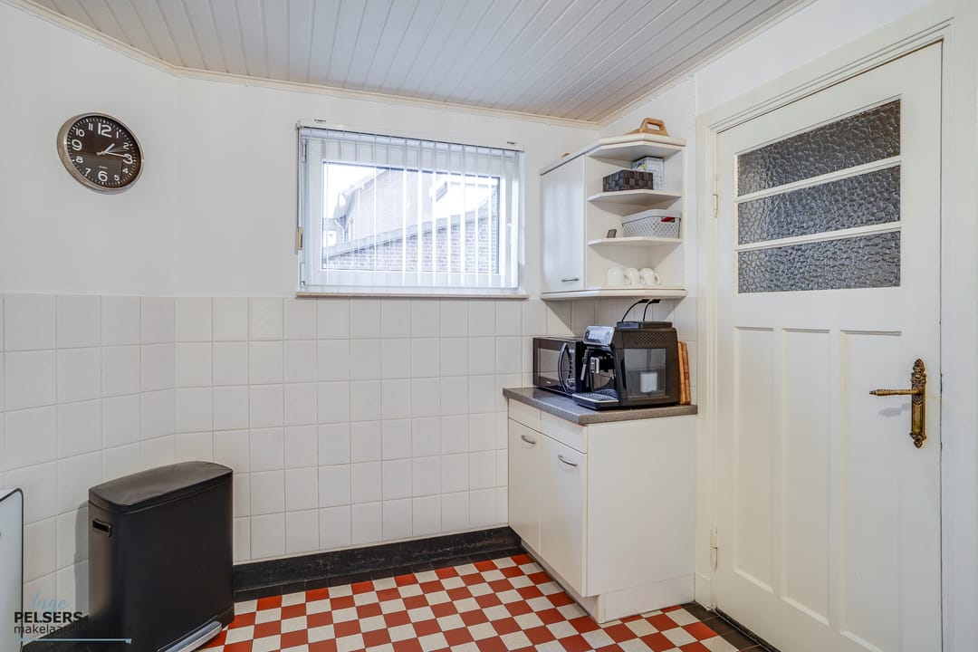 Photo 28 of Pater Claretstraat 9