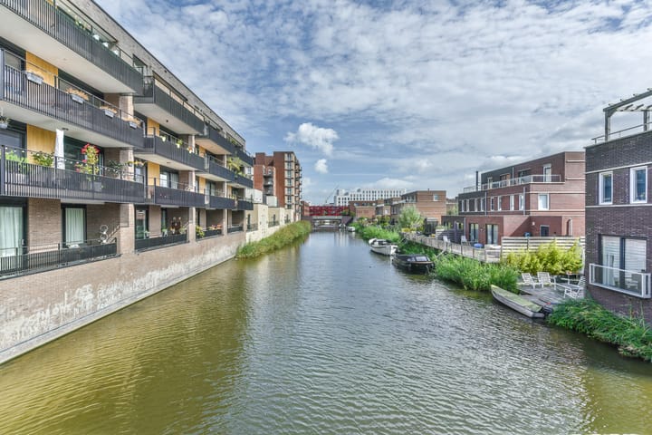 Foto 22 van Emmy Andriessestraat 405